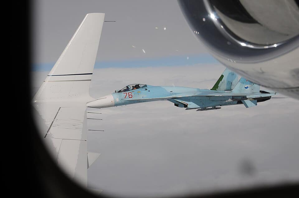 Su-27 reference photo